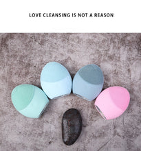 Load image into Gallery viewer, Electric Silicone Face Cleansing Brush - goget-glow.com